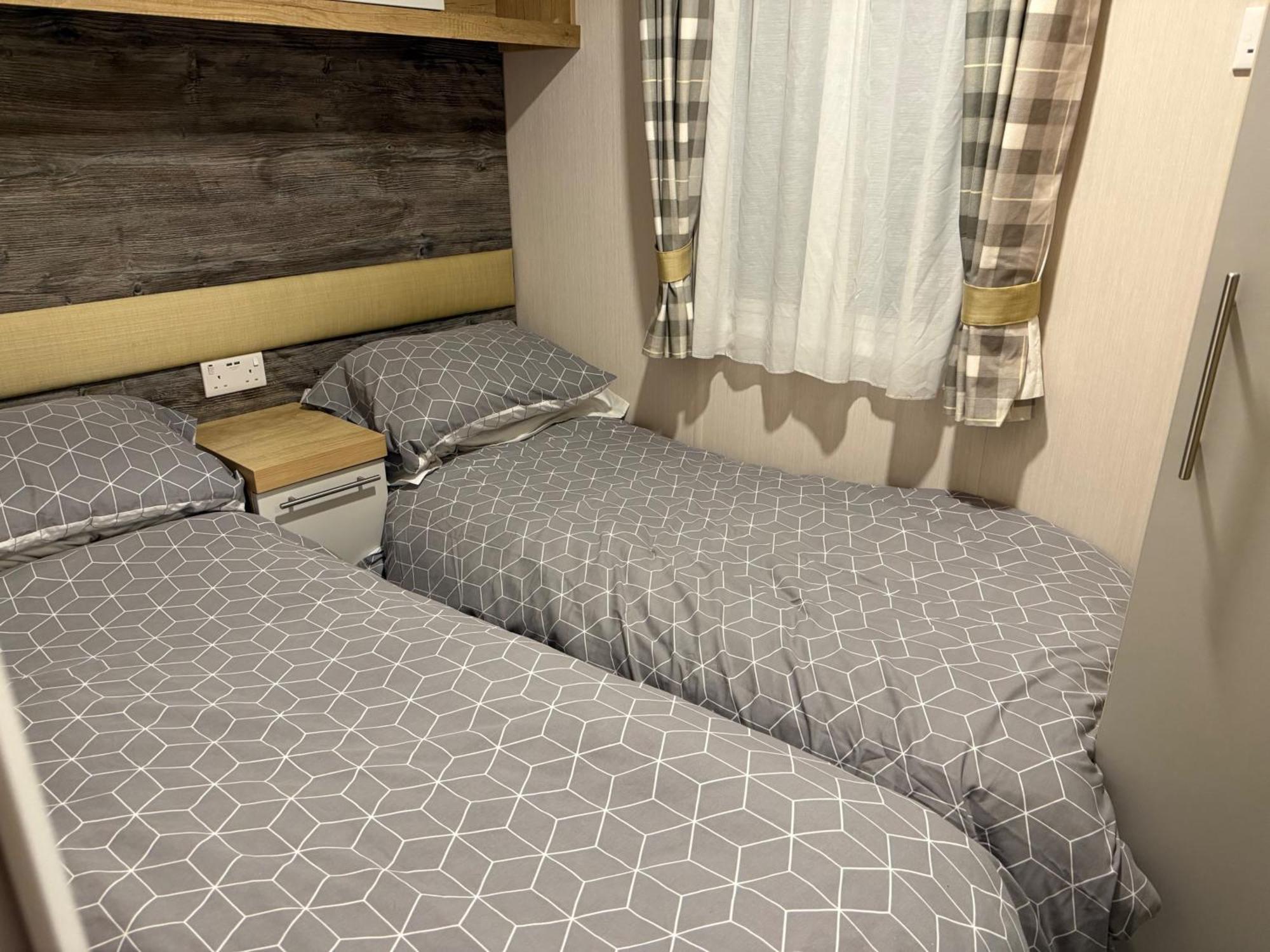 Charming 5-Beds Caravan In Beautiful Seton Sands Port Seton Exterior photo